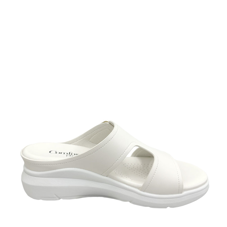Payless Comfort Plus by Predictions Women's Oli Low Wedge