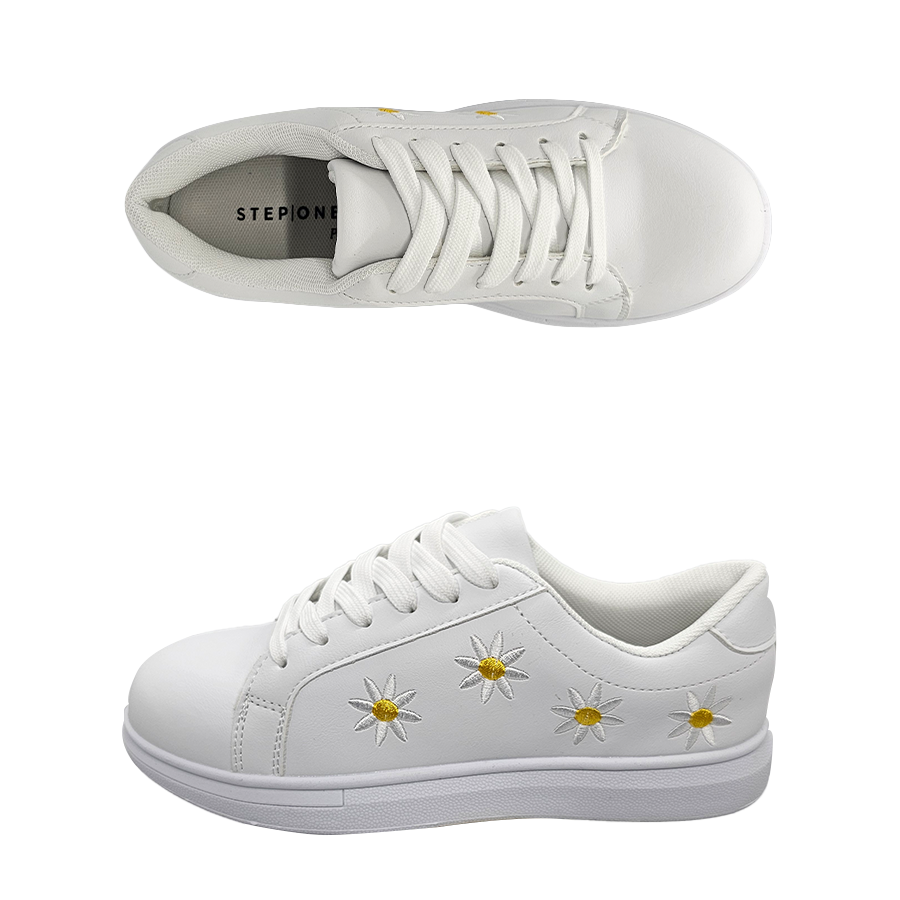 Payless Step One Play Girl's Daisy Sneaker